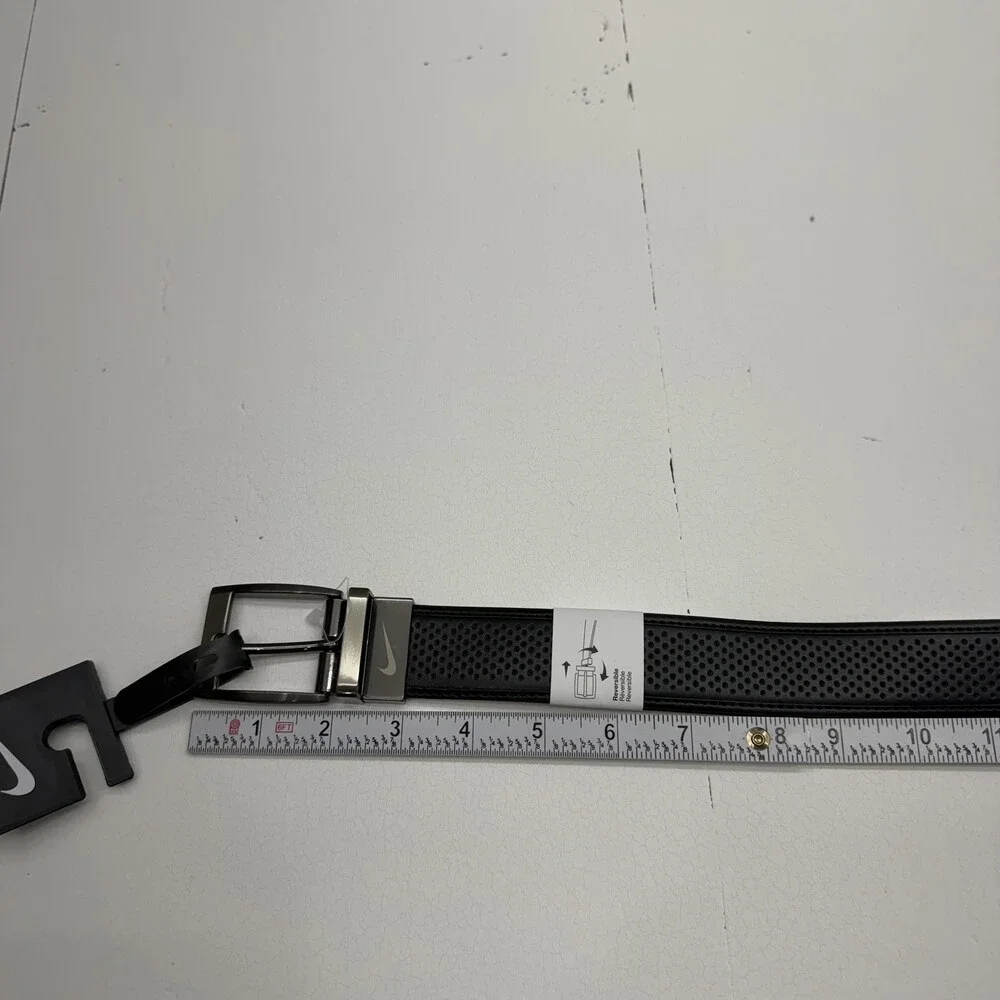 Nike Belt Mens M Black Leather Reversible Golf Perforated Buckle Polka Dot